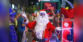  Começando na próxima quarta-feira, 13, a Avenida Arapongas se transforma na Casa do Natal. 