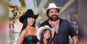 Fabiano, Gaby e Juju Menotti fazem chá revelação do novo bebê