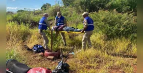  Motociclista foi parar em matagal por conta de impacto 