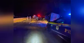  O tombamento aconteceu na noite desta terça-feira (28) 