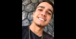  Wesley de Oliveira Dariva, 22 anos, morreu afogado em lago em Ivaiporã 