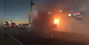  Caminhão pegou fogo em Maringá 