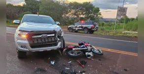  Caminhonete e motocicleta se envolveram em acidente 