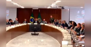  Comandantes militares confirmam leitura da minuta de golpe em reunião 