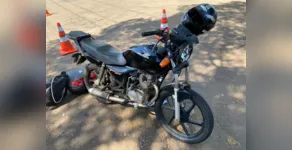  Batida entre carro e moto deixa motociclista ferido na 'Minas Gerais' 