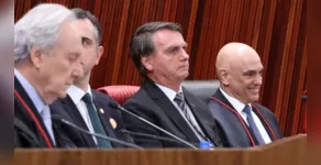  Supremo mantém decisão do TSE que multou Bolsonaro 