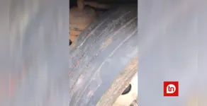  Vídeo mostra situação do pneu do ônibus escolar 