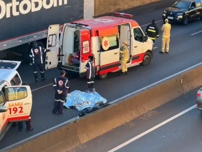 Acidente entre ônibus e moto mata duas pessoas na BR-376, em Sarandi