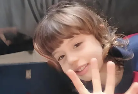 Ainda não há confirmação se a menina morreu na hora da queda.