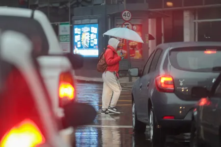 Junho termina com temperaturas abaixo e chuvas acima da média no PR