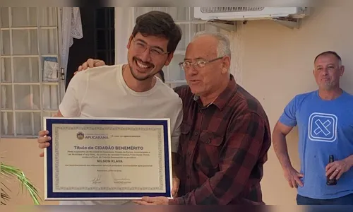 Jornalista Nilson Klava recebe título de Cidadão Benemérito de Apucarana