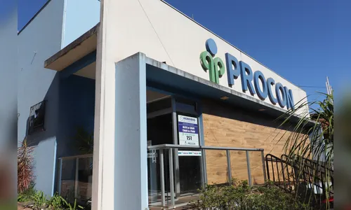 Procon de Arapongas multa Copel em mais de R$ 100 mil por fios soltos de telefonia