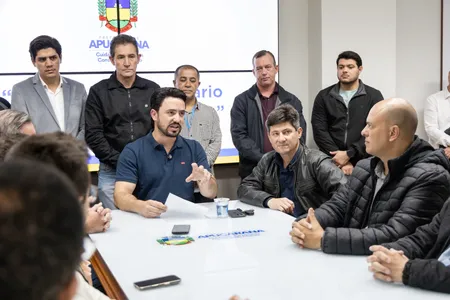 O prefeito também fez uma prestação de contas apontando diversas ações de Marcos Dias à frente da pasta