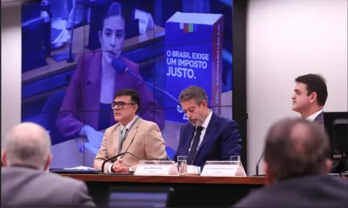 Comissão da Câmara aprova isenção do IR para quem ganha até R$ 5 mil