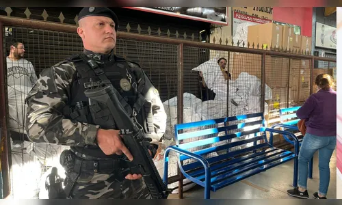 Lojas do Terminal Urbano fecham após operação da PM e Receita Federal