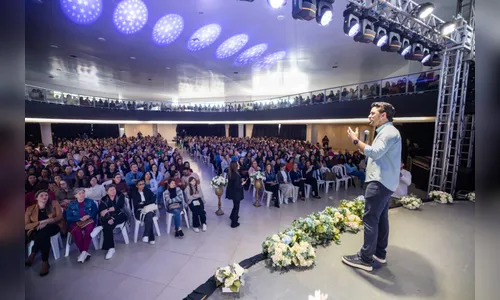 Professores participam de capacitação para a volta às aulas em Apucarana