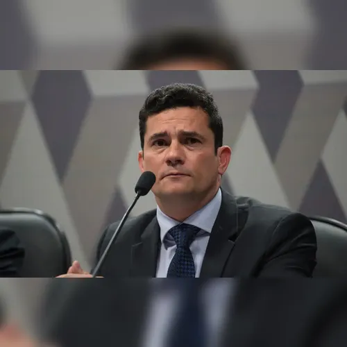 Moro lidera pesquisa para o governo do PR; Ratinho Jr. chega a 81,4% de aprovação