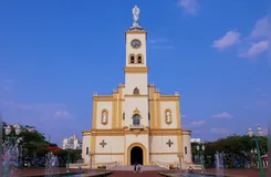 Apucarana celebra Nossa Senhora de Lourdes com missas e procissão luminosa nesta quarta-feira