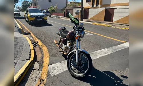 Acidente deixa motociclista ferido na região do Colégio São José