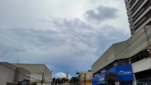 A probabilidade de precipitação é de 97%