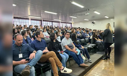 Cursinho Popular é lançado em Apucarana com apoio de universidades