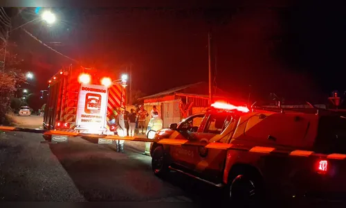 Homem tem casa queimada e é esfaqueado pela ex em Apucarana