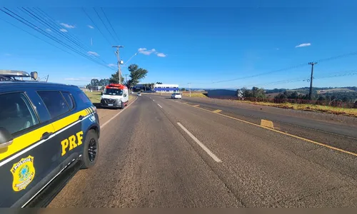 Motociclista fica ferido após queda em frente à Unespar em Apucarana