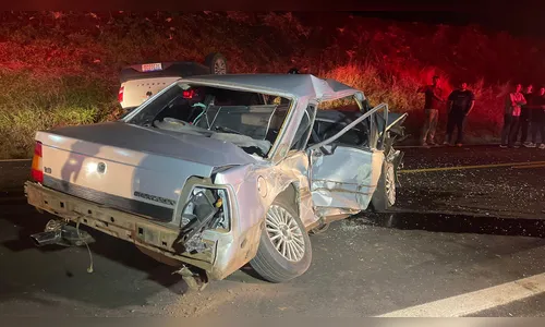 Acidente entre três veículos deixa 5 vítimas na PR-170 em Apucarana