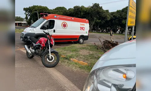 Motociclista fica ferido após acidente com caminhão-baú em Apucarana