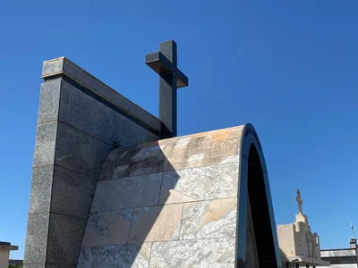 Sepultamentos ocorrem nesta segunda-feira