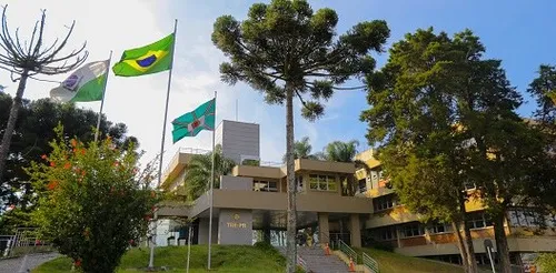 Sede do TRE-PR em Curitiba