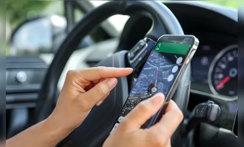 Mais de 54% das mulheres se sentem inseguras em apps de transporte, diz pesquisa