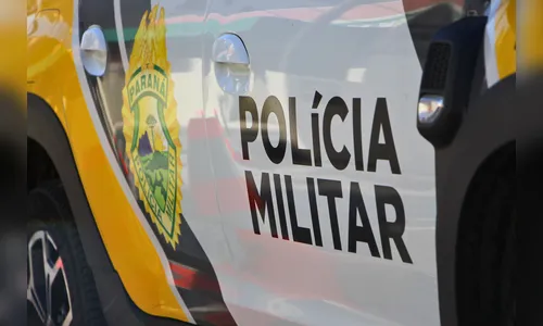 Homem furta casa em Sabáudia e deixa o celular para trás durante fuga