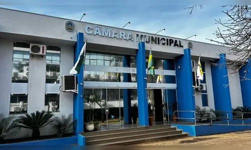 Deco, Facchiano ou Gentil: entenda com quem fica a vaga do Agir na Câmara de Apucarana