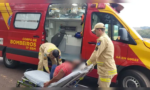 Cavaleiros encontram mulher caída na mata da 