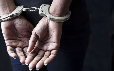 Durante discussão, a filha teria atacado a mãe