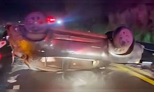 Família de Borrazópolis sofre capotamento em Presidente Prudente