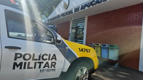 Homem foi levado para a delegacia pela Polícia Militar