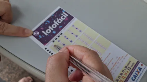 A aposta mínima, de 15 números, custa R$ 3,50