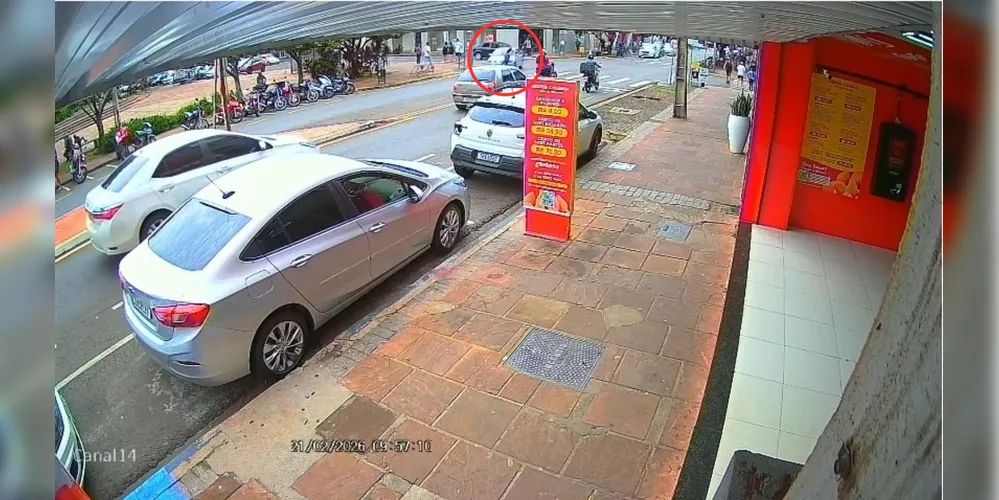 A idosa foi atropelada e o motorista fugiu sem prestar socorro