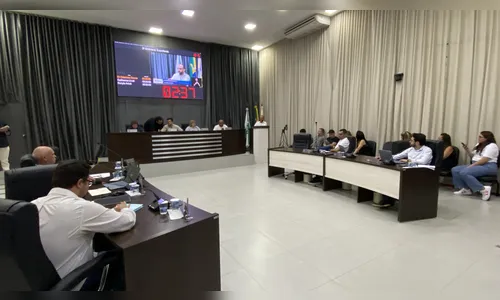 Divulgação de licitações e segurança em delivery tem leis aprovadas na Câmara de Apucarana