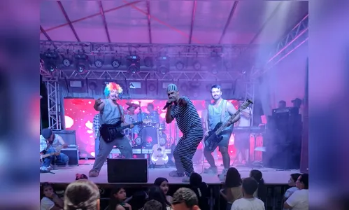 Fãs de Apucarana e região relembram legado dos Mamonas Assassinas