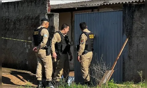 Amigo encontra homem morto em casa no PR após avistar rastro de sangue no portão