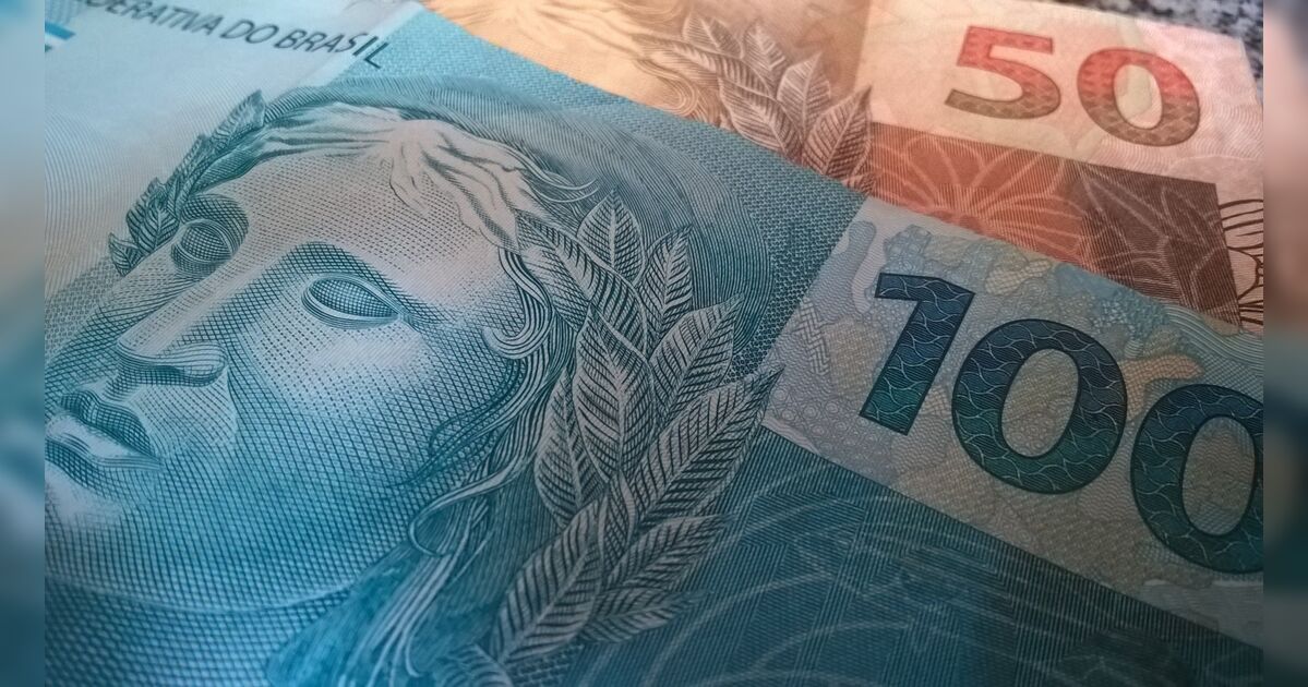 Quando cai o salário? 5º dia útil de abril de 2026 é nesta terça