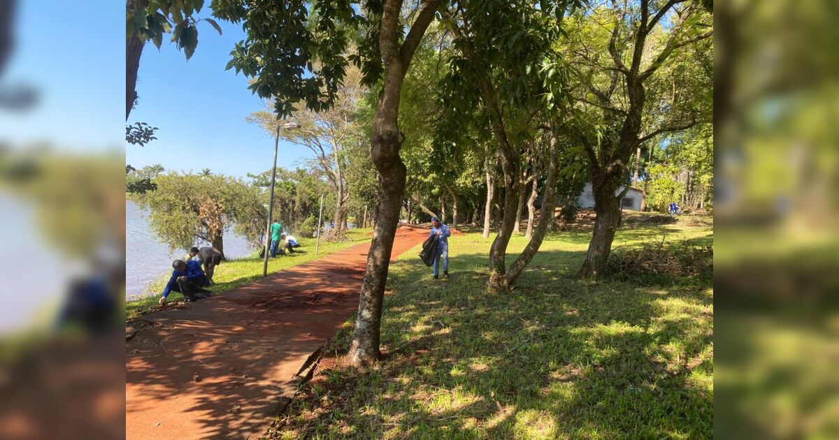 Mutirão no Jaboti retira centenas de sacos de lixo e reforça cuidado com a água em Apucarana