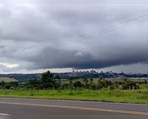 Apucarana pode ter temporais e rajadas de vento neste sábado, prevê Simepar