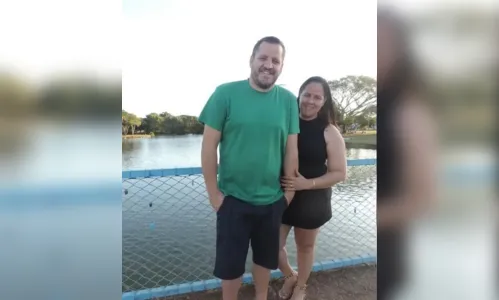 Homem mata esposa a facadas e leva corpo até a delegacia