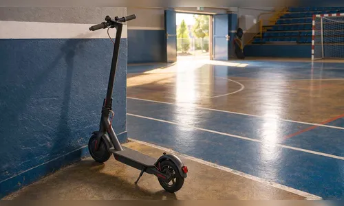 Adolescente tem patinete furtado dentro de Ginásio de Esportes em Faxinal