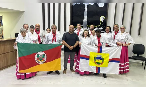 Grupo de dança Querência Amada é homenageado na Câmara de Apucarana