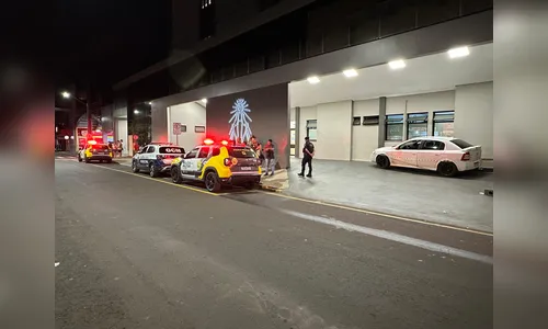 Homem de 43 anos é deixado morto em veículo em frente ao Hospital da Providência